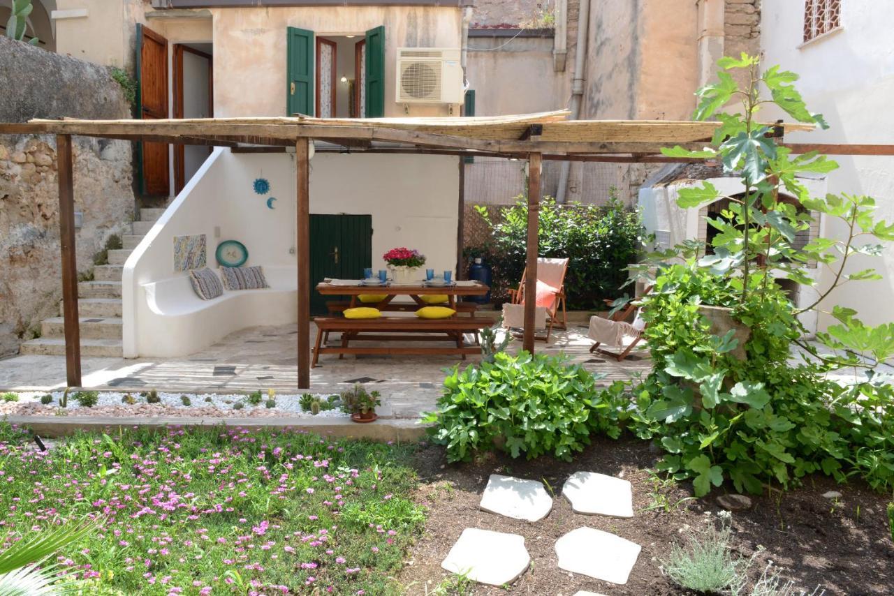Appartement Old Town Secret Garden à Alghero Extérieur photo