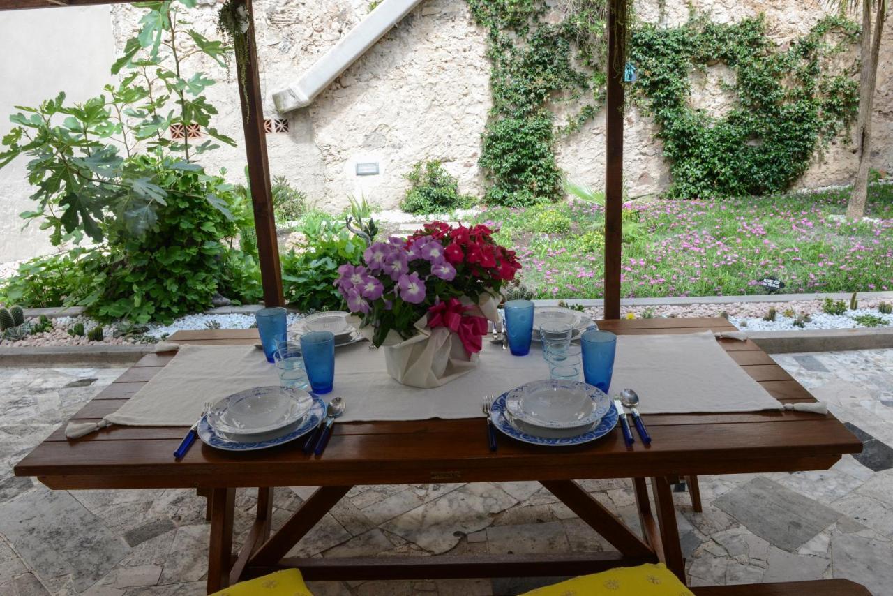 Appartement Old Town Secret Garden à Alghero Extérieur photo